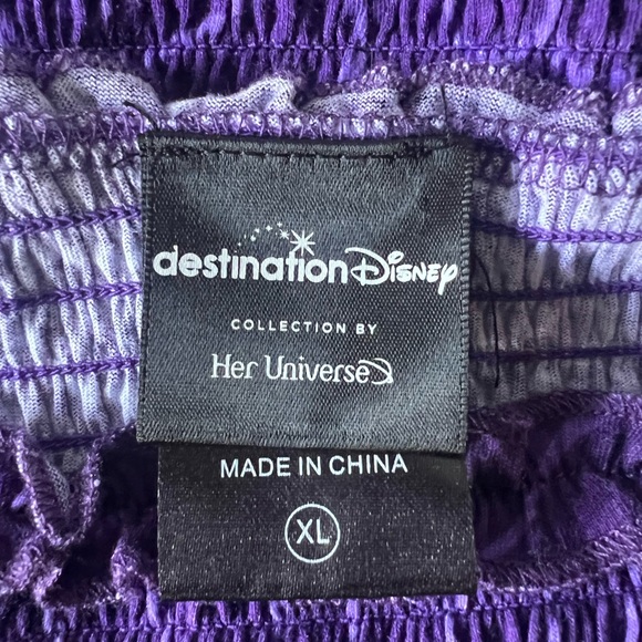 Hot Topic Her Universe Destination Disney Little Mermaid Ariel Smocked Shell Top - Picture 7 of 9